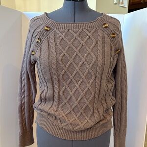 Diamond Pattern Knit Pullover with Metallic Button Detail